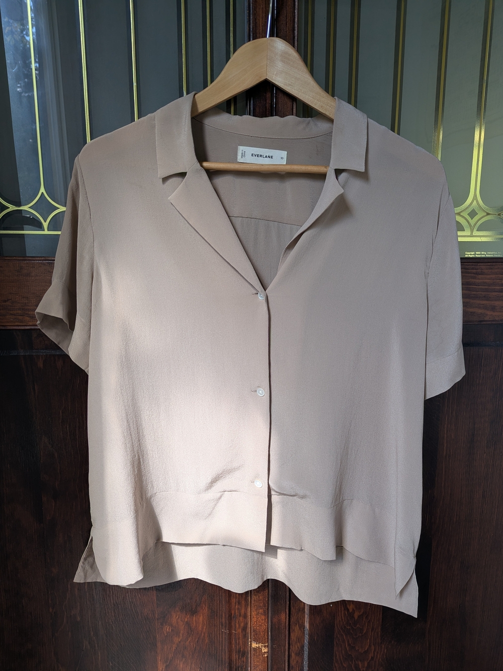 Everlane Short-Sleeve Boxy Button-Down Shirt — Blush Taupe Neutral